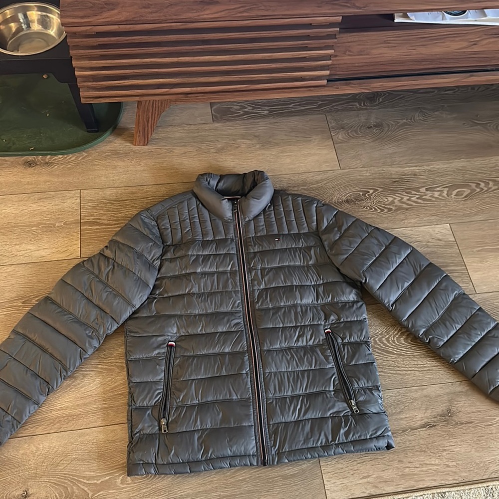 Tommy Hilfiger packable medium weight jacket